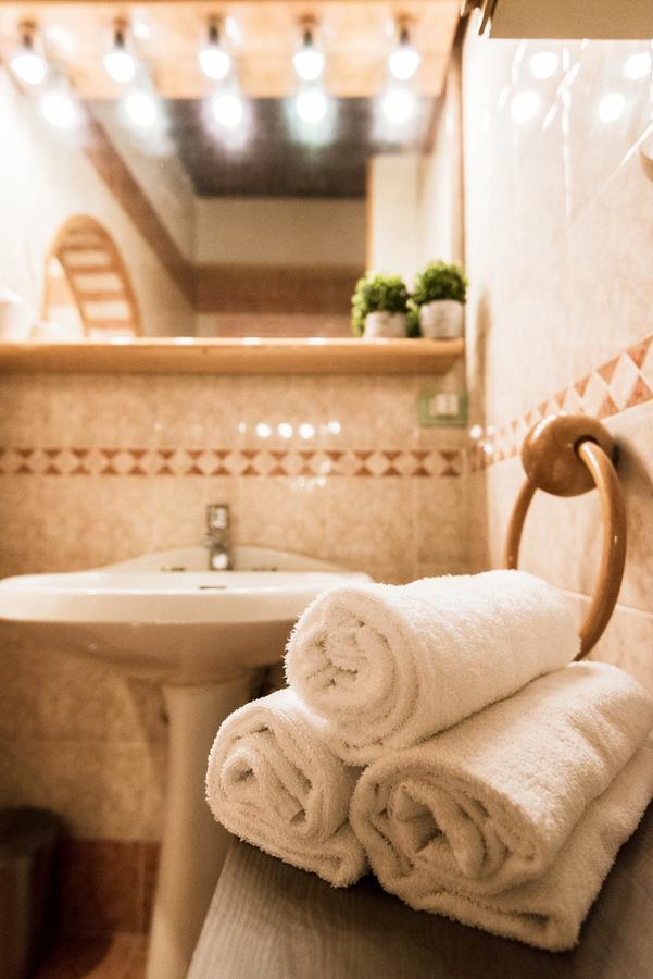 Bright Apartments Verona - Borsari Historical Luaran gambar