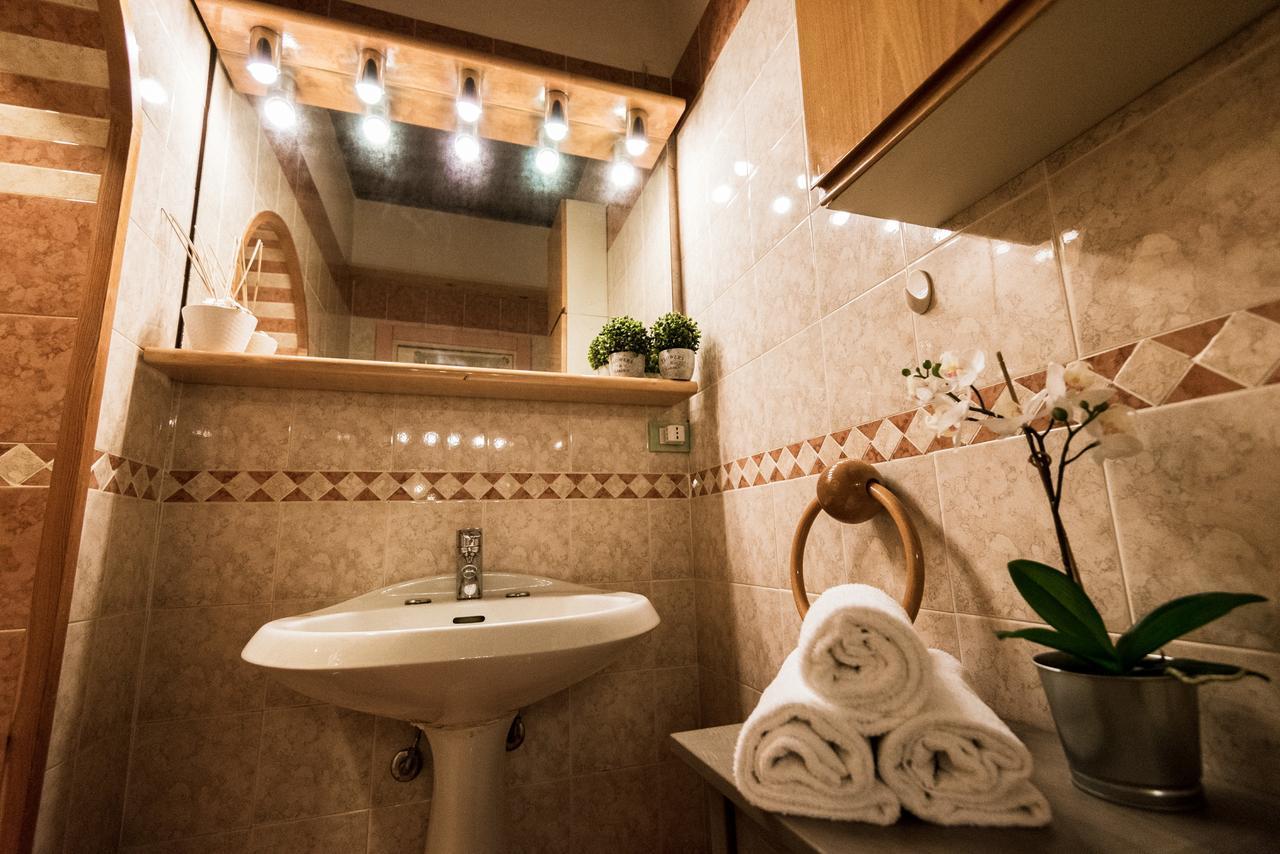 Bright Apartments Verona - Borsari Historical Luaran gambar