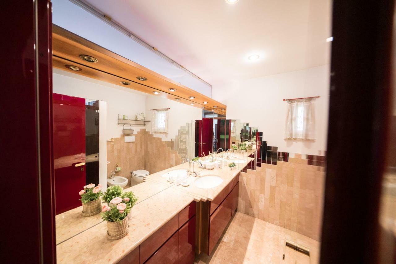 Bright Apartments Verona - Borsari Historical Luaran gambar