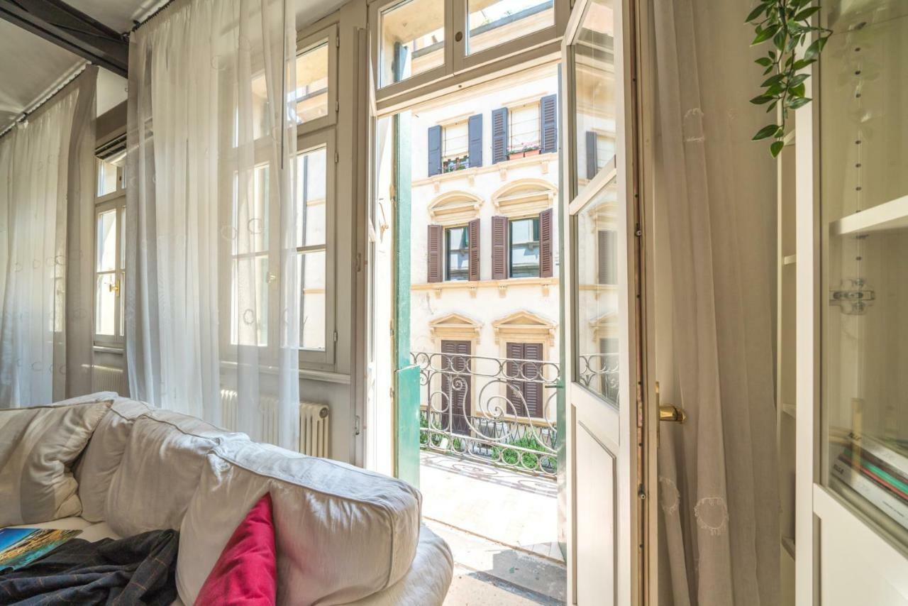 Bright Apartments Verona - Borsari Historical Luaran gambar